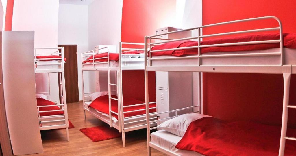 Big City Hostel Breslavia Habitación foto